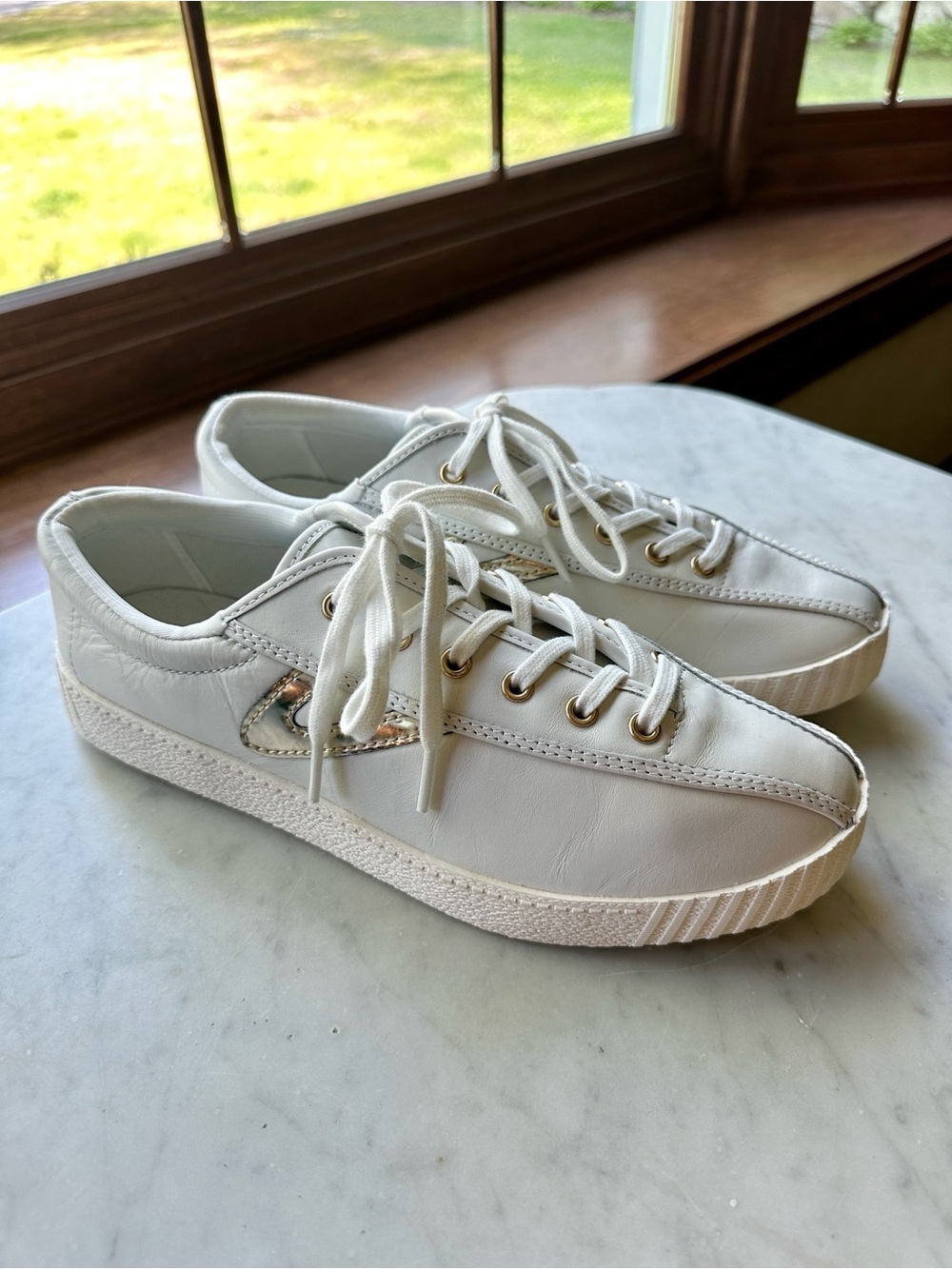 NEW Tretorn Nylite +2 White Leather with Gold Accents